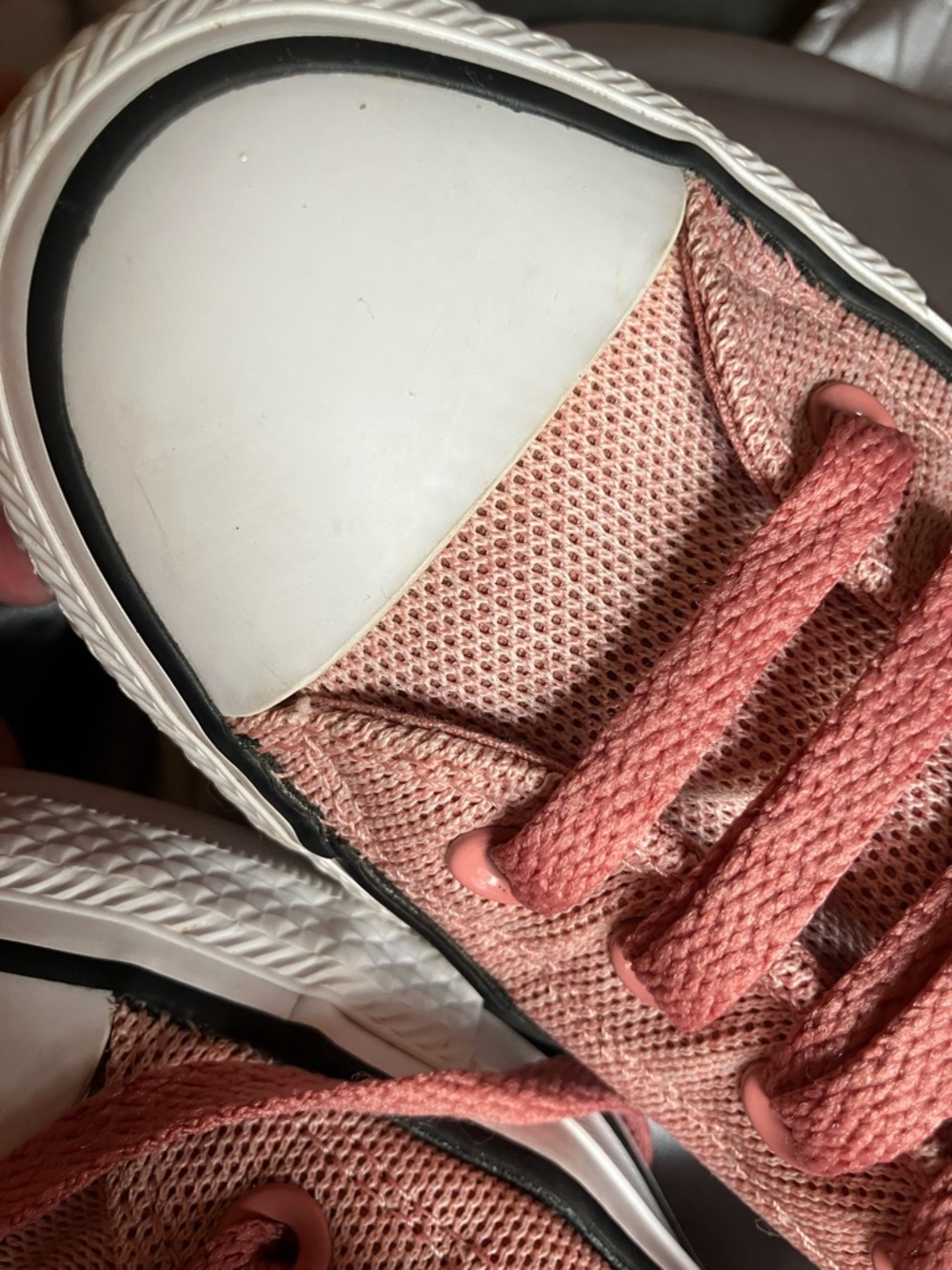 Converse Size 7 Coral Pink Low Top Sneakers - Picture 11 of 11